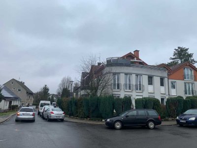 Schön renovierte 1 Raum Dachgeschosswohnung in Bochum-Linden