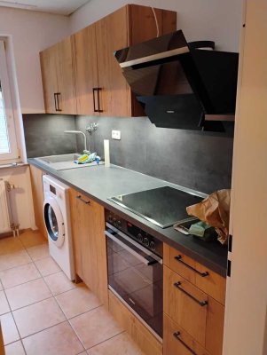 Helle 4-Zimmer-Wohnung mit Balkon für Familie oder WG in Aisingerwies, Rosenheim