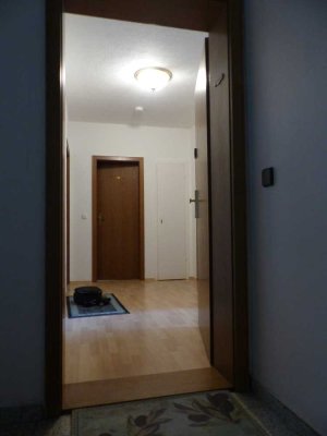 Freundliche 3-Zimmer-Wohnung mit Balkon und EBK in Duisburg