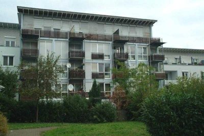 Gemütlicher Flair! 2 Zi.-Wohnung mit Balkon & TG-Stellplatz in Ludwigsburg!