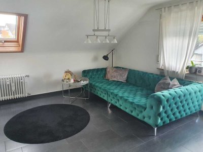Lichtdurflutete 2,5-Zimmer-Wohnung mit Balkon & EBK