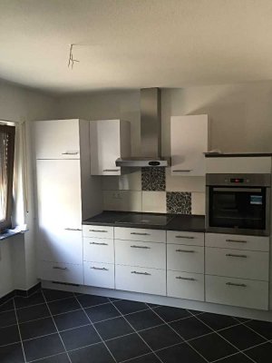 Schöne 3 Zi. Whg, EBK, TL-Bad W/D , Balkon