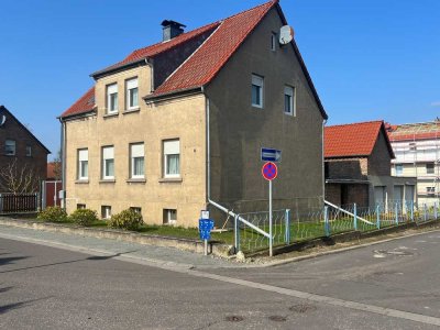 Gemütliches 1-Familienhaus mit großem Grundstück, 2 Garagen und Nebengebäude in Eilsleben