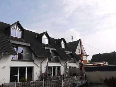 Attraktives und gepflegtes 4-Zimmer-Reihenhaus zur Miete in Mertloch