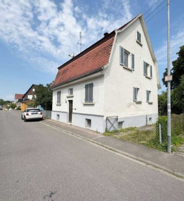 Sanierbedürftiges Einfamilienhaus