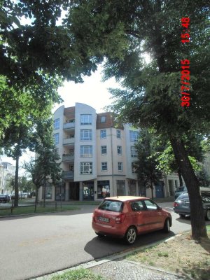 prov.-frei schöne gepflegte 3-R-Wohnung m. Aufzug, Stellplatz, Balkon, ggf. EBK nahe UBA