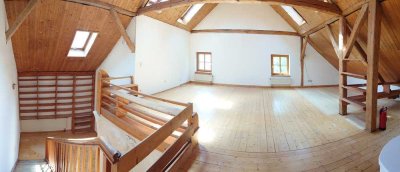 ★ Stilvolle Bauernhaushälfte mit Atelier-Galerie ★