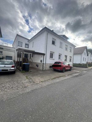 Doppelhaushälfte in Blieskastel zu verkaufen!