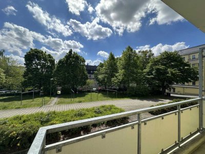 Zentrale 2-Zimmer-Wohnung (EG) mit Balkon & Dusche