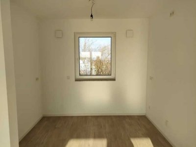Moderne Dachgeschosswohnung in Düren mit Balkon