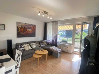 Helle Dachgeschosswohnung mit Sonnenbalkon in Krefeld Inrath