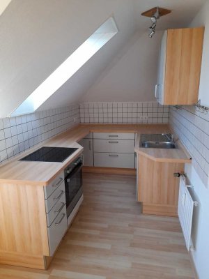 3-Zimmer-DG-Wohnung mit Einbauküche in Giengen an der Brenz