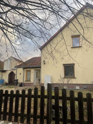 Besichtigung-Dienstag 17::30  günstige-Ratenzahlung ,Schnäppchen  Fernheizung , elektro Rollos,
