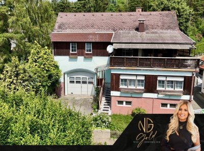 Ein Platz für große Träume: Haus mit großem Grundstück, Waldstück &amp; Lagerhalle in Wiesen
