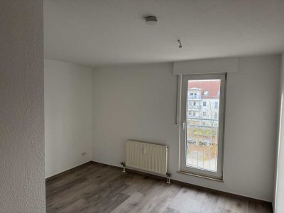 3-Zimmer Wohnung mit Balkon und Keller  Stellplatz auf Anfrage