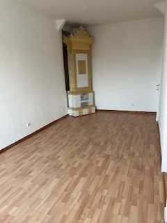 Attraktive 5-Zimmer-Wohnung im 3. OG in Berlin-Waidmannslust (Reinickendorf)