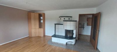 Freundliche und gepflegte 4-Zimmer-Erdgeschosswohnung mit Balkon und EBK in Donaueschingen