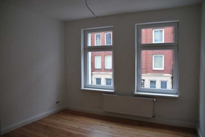 2-Zimmer-Wohnung mit Balkon in der Bahnhofstr. 24 in Kiel zu vermieten! Otto Stöben GmbH