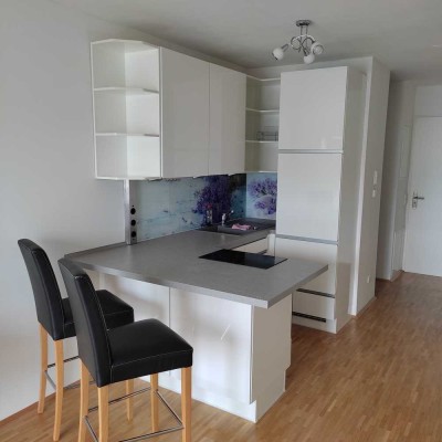 Moderne 1-Zimmerwohnung mit Balkon für Schüler, Studenten und Arbeitnehmer in Ausbildung