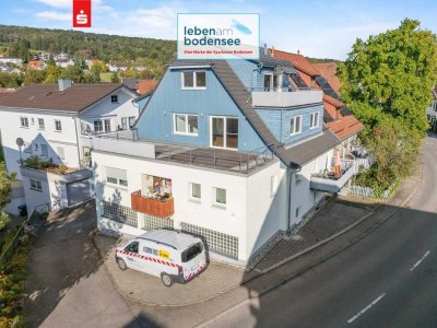 modernes Wohnhaus mit 3 Wohneinheiten und Aufzug