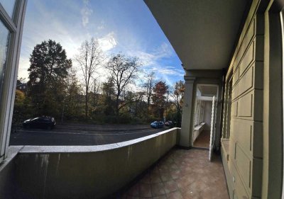 Eklusive 5 Z. Altbau-Whg.-Fern-/ Wasserblick, Altstadt- ca.38 Min. bis Hauptbahnhof Hamburg & Alster