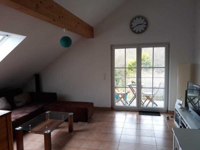 Gemütliche helle Dachgeschosswohnung mit Balkon zu vermieten