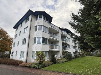 Große und helle 2 Zimmer-Wohnung mit Balkon im Zentrum