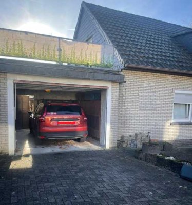 MEGA-DEAL: 5 1/2-Raum-ETW mit Balkon und Garage... für nur knapp € 1.078,- Kaufpreis pro m² Wohnfl.!