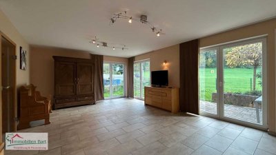 PERL: WOHNHAUS (BJ. 2009), GARTEN UND GROSSE GARAGE IN TOP LAGE