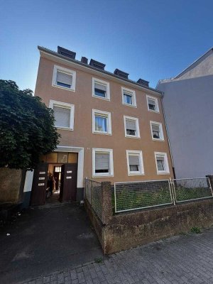 +++Gemütliche Dachgeschosswohnung in zentraler Lage von Pirmasens+++