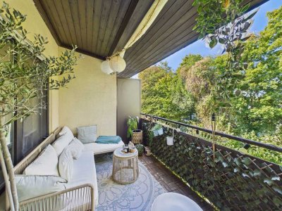 Gemütliche 2-Zimmer-Wohnung mit Balkon, Stellplatz, Garage und Gartennutzung