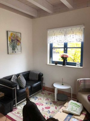 Wunderschöne helle 2 Zimmer Wohnung in der Natur zu vermieten