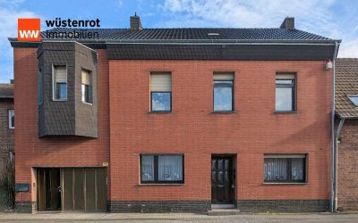 Zweifamilienhaus mit Ausbaupotenzial und separater Wohnung in Heppendorf.