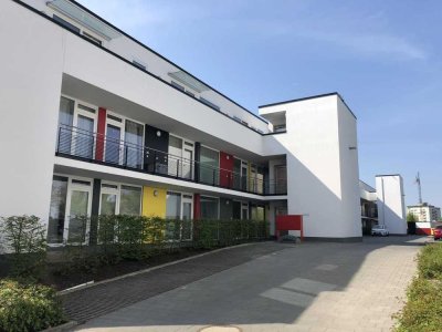 Moderne und schöne 1 Zimmer-Wohnung mit Dachterrasse in top Lage zu JuWi-Campus u. Sportwissensch...