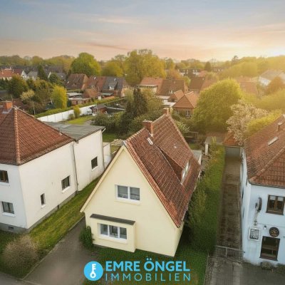 ***provisionsfrei***Freistehendes Einfamilienhaus mit großzügigem Garten & Stellplätzen!
