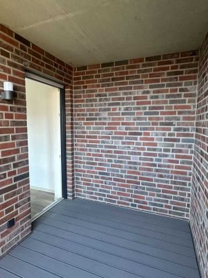 Gemütliche 2-ZKB-Wohnung im OG mit Loggia und EBK!
