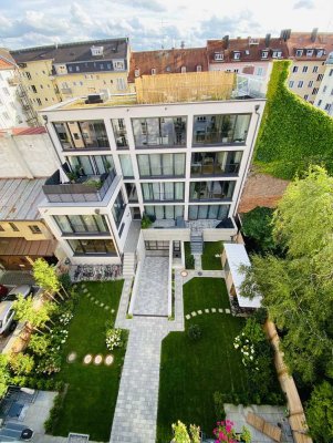 Bestlage Maxvorstadt: Loft im Innenhof mit großer Dachterrasse