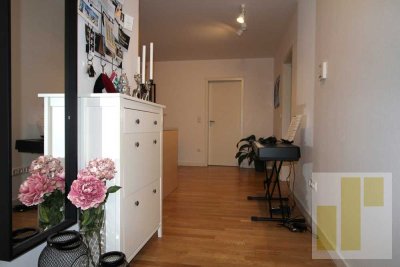 Großzügige 2-Zimmer-Wohnung, mit Balkon in Innenstadtnähe mit TG-Stellplatz