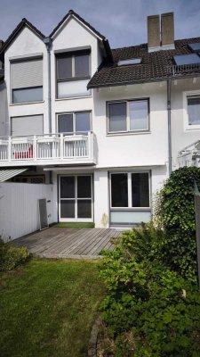 Elegantes Mittelreihenhaus in Kirchheim-Heimstetten am östlichen Rand von München