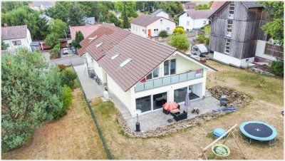 Großzügiges Dreifamilienhaus in schöner Ortslage von Laubach - Wetterfeld