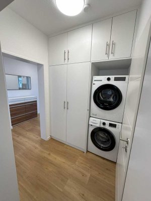 Moderne Wohnung nach Kernsanierung EBK möbliert Stellplatz