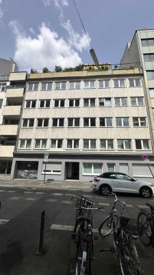 Neuwertiges Appartement in Toplage am Hansaring / Mediapark zu vermieten