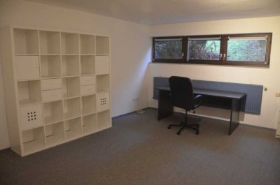 Möbliertes Zimmer mit Küche/ separatem Bad (41 qm) für StudentIn/PraktikantIn