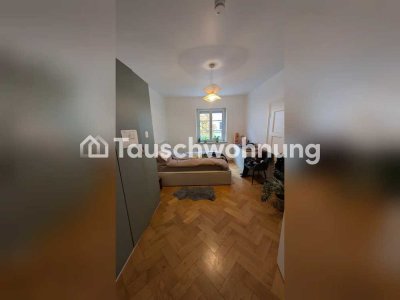 Tauschwohnung: Schöne große sanierte Altbauwohnung