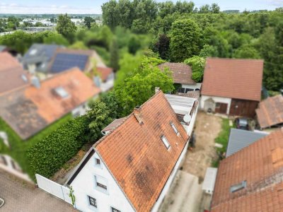 Viel Potenzial auf großem Grundstück – mit möglicher Bebauung in zweiter Reihe, vorne vermietet