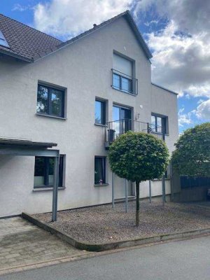 Herdecke-Westende! Barrierefreie neuwertige 3-Zi.-Whg, 97,17 m² , 2 Balk. D-Carport., EBK..u.v.m