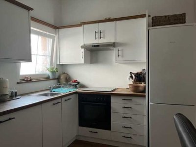 Heimeliges Einfamilienhaus mit Garage,  Werkstatt und Lagerfläche