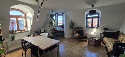 Helle 3,5-Zimmer Dachgeschosswohnung in Pirna sucht Nachmieter