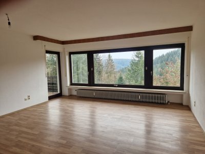 Tennenbronn 4,5 Zimmer mit überdachtem Balkon
