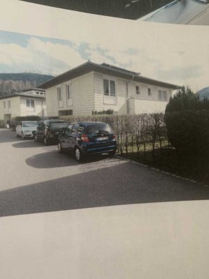 Gepflegte Wohnung mit zwei Zimmern sowie Balkon und EBK in Bad Herrenalb